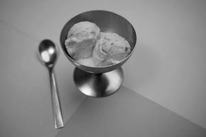 Pink passion ice cream [1 scoop]
