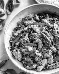 Hot Basil Chicken Dry