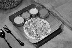 Veg Uthappam ( Mon & Sun )