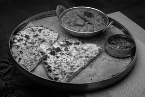 Chole Kulcha
