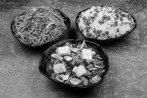 Exotic Veggie & Paneer With Rice & Noodles Party Combo