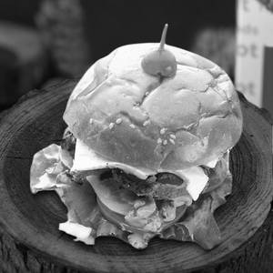 Grilled Cottage Cheese Burger