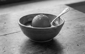 Garam Gulab Jamun (1 Pc)