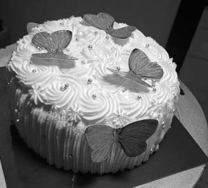 Butterscotch Floral Cake