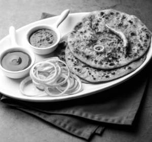 Aloo Pyaaz Paratha