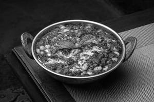 Palak Lehsuni Corn