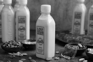 Kesar Badam Chilled Milk Bottle