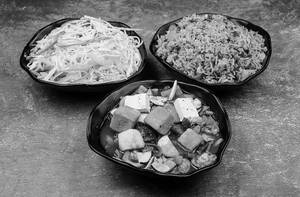Paneer Gravy With Rice & Noodles Party Combo