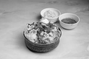 Hyderabadi Chicken Biriyani With Mint Lime