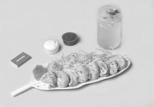 Veg Thin Crust Momo Wtih Mojito