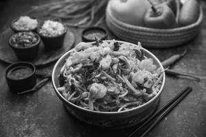 Veg Hawker Tossed Hakka Noodles