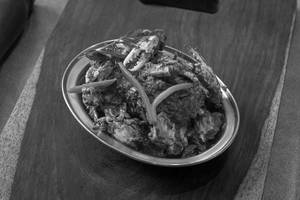 Nandu Malli Kal Varuval (crab And Coriander Tawa Fry)
