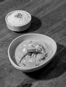 Veg In Yellow Thai Curry