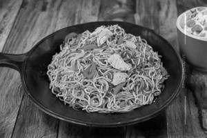 Chicken Schezwan Noodles