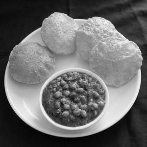 Chole Puri(4pcs)