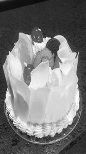 White Forest Cakes 1kg