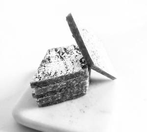 Anjeer Katli