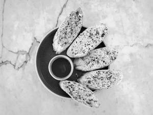 Garlic Bread (6 Pcs)