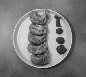 Chicken Momos [5 Pieces]