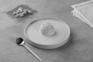 Rabri Gur Rasgulla (1Pc)