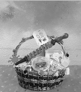 Holi Hamper 9