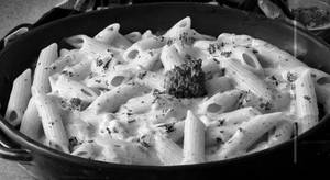 Penne Alfredo Pasta [White]
