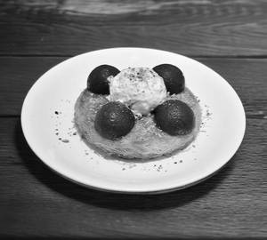Jamoon kunafa