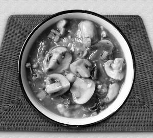 Mushroom Schezwan Gravy