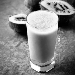 Coconut kiwi juice