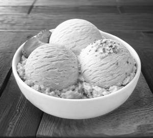 3 scoops ice cream