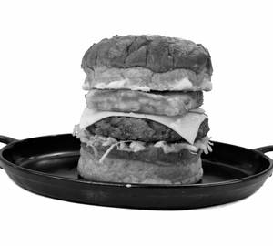 Paneer aloo tikki burger