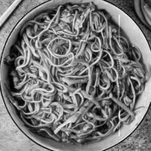 Thai Flat Noodles Chicken