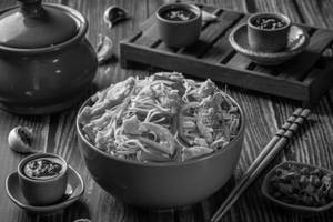 Chicken Burnt Garlic Noodles (small)
