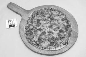 11" Pesto Pomodoro Pizza (8 Slices)
