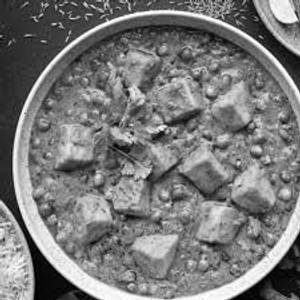 Matar paneer