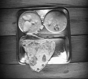 3 Paratha With Chiily Chicken Half