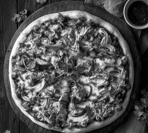 Loaded chicken tikka pizza [8 inches]
