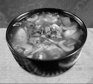 Veg clear soup 100