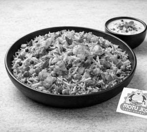 Veg Biryani With Raita