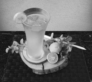 Mary Litchi Mojito