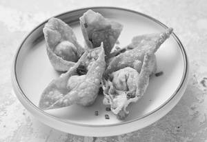 Fried Chicken Wonton (pack Of 10)