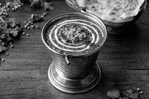 Lehshunia Palak Dal