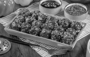 Veg manchurian (8 pcs)