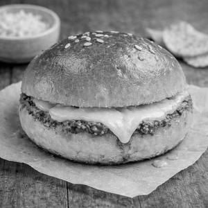 Pesto Cheese Brioche Bun [115 Gms]