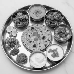 Gujarati Sabji + 5 Roti + Papad + Chaas