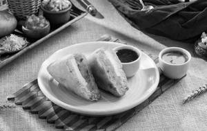 Paneer Bread Pakoda