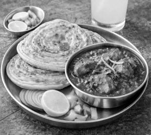 Parota With Chicken Curry+Lime Juice 