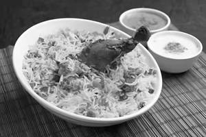 Hyderabad Chicken Dum Biryani { Half }