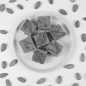 Biscoff Dryfruit Chakki