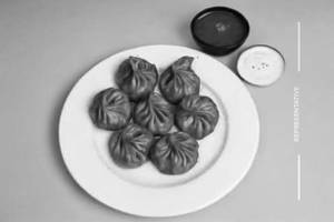 Veg peri peri momos
